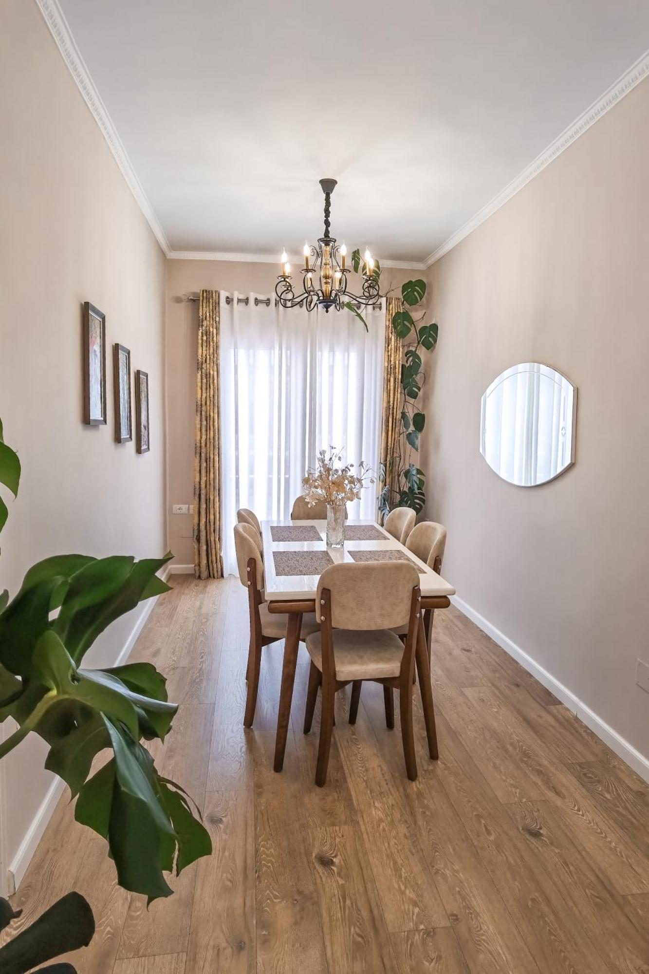 Joni & Joy Center Apartment Μπεράτ Εξωτερικό φωτογραφία